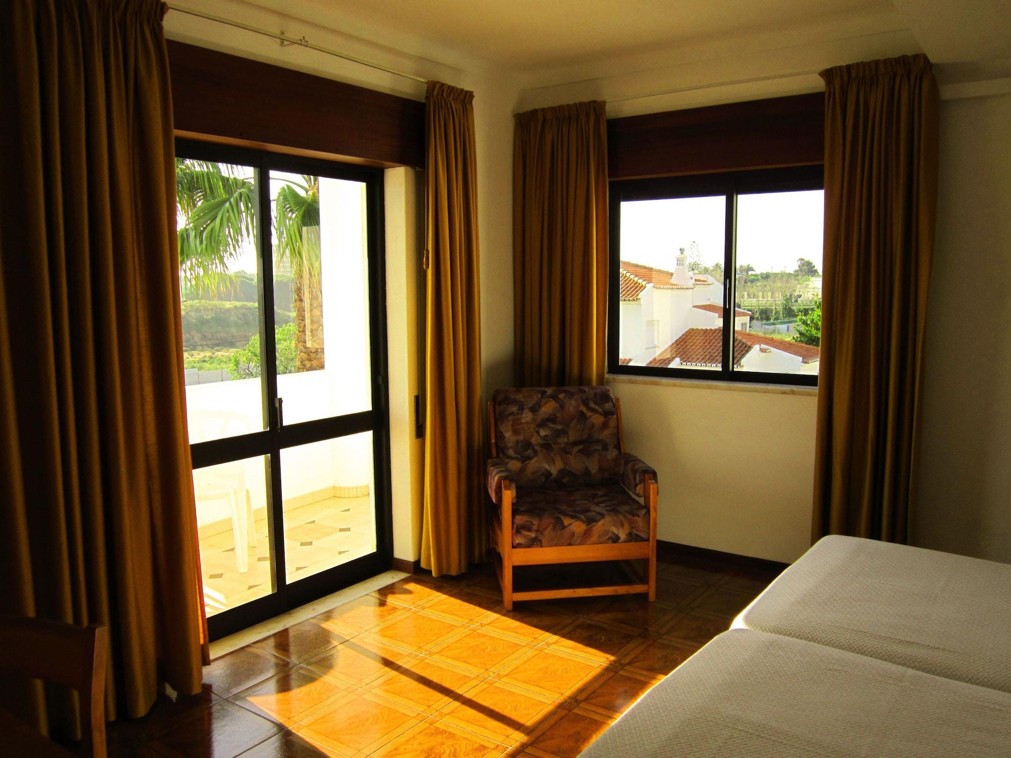 بورتيماو Hotel Alcaide المظهر الخارجي الصورة